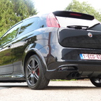 GPA / Grande Punto Abarth / Schwarz mit Grau lackiertem Estetico