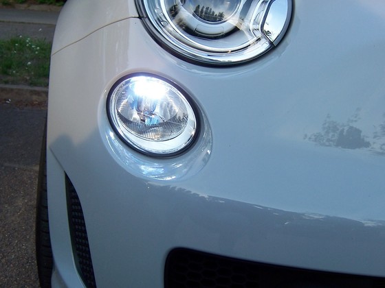 weißes Tagfahrlicht