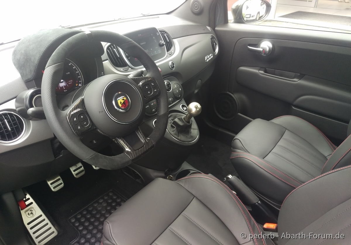 695 XSR