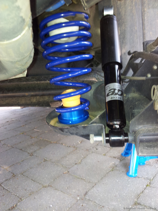 Einbau Spurplatten und Gewindefahrwerk