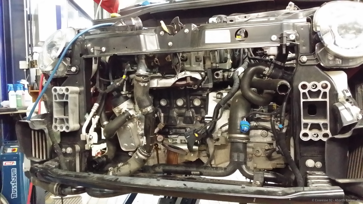 500 Abarth Wasserrohr